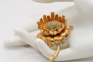 Vintage Flower Brooch Gold Tone Green Glass Faux Pearl Center